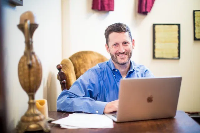 Build a sustainable business without compromising your values with Mark Silver